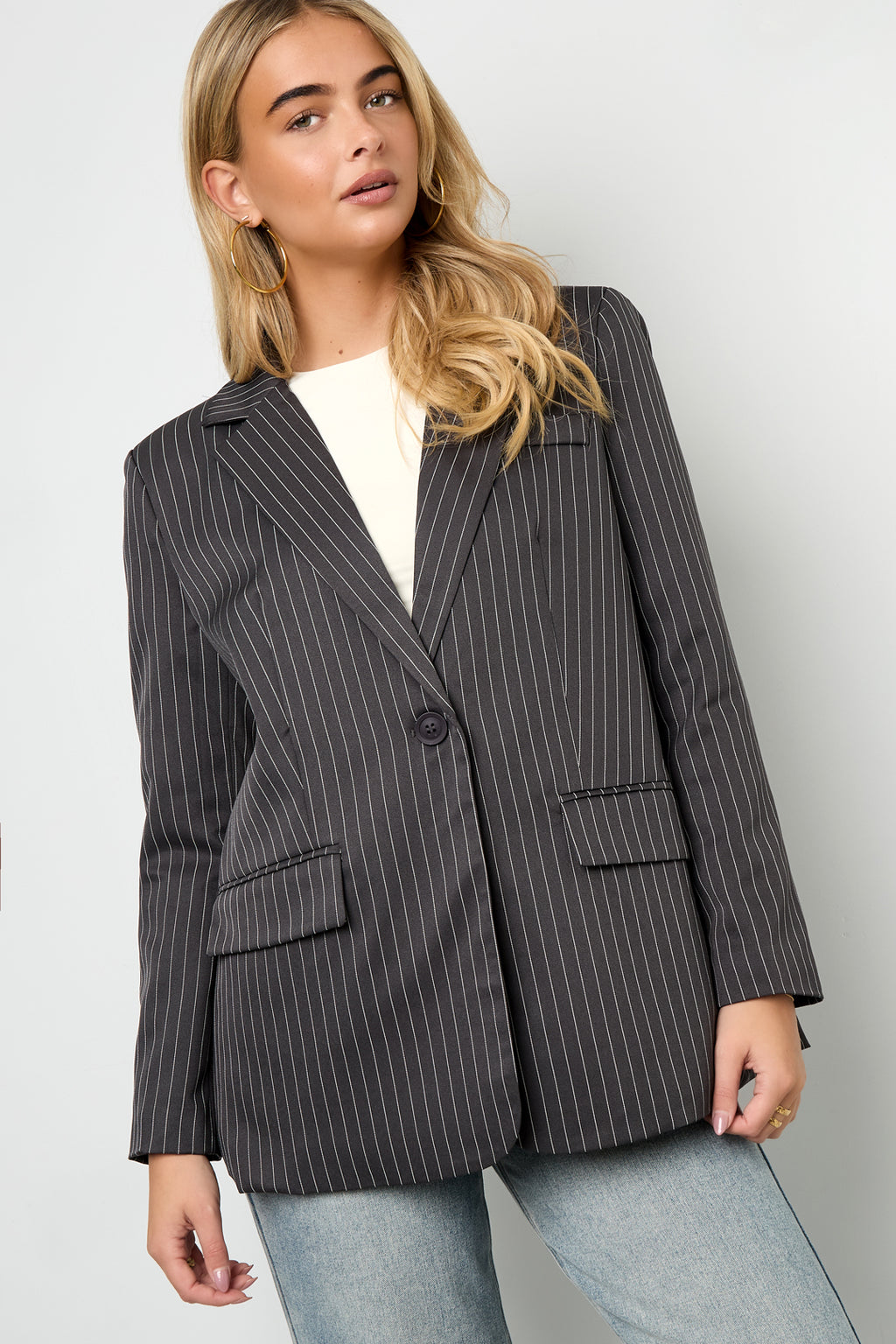 De krijtstreepblazer