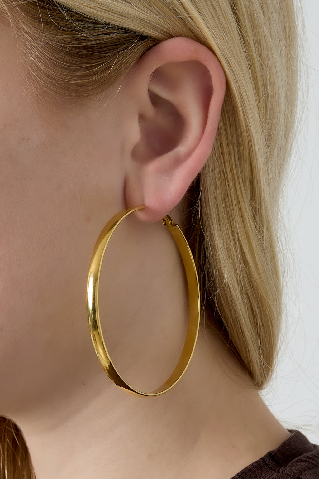 Basic Hoop earrings think L