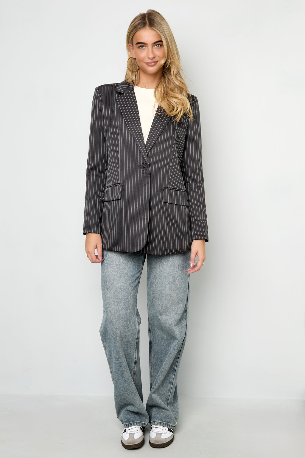De krijtstreepblazer